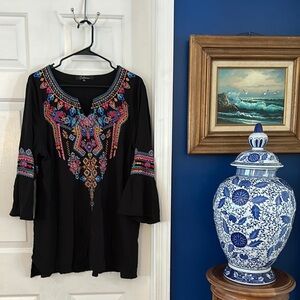 Women’s Caleoas Black Embroidered Multicolor Tunic Cover Up Size XL